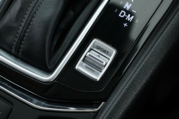 https://vehicle-cdn.autoleague.cloud/30353_61038579_28.jpg