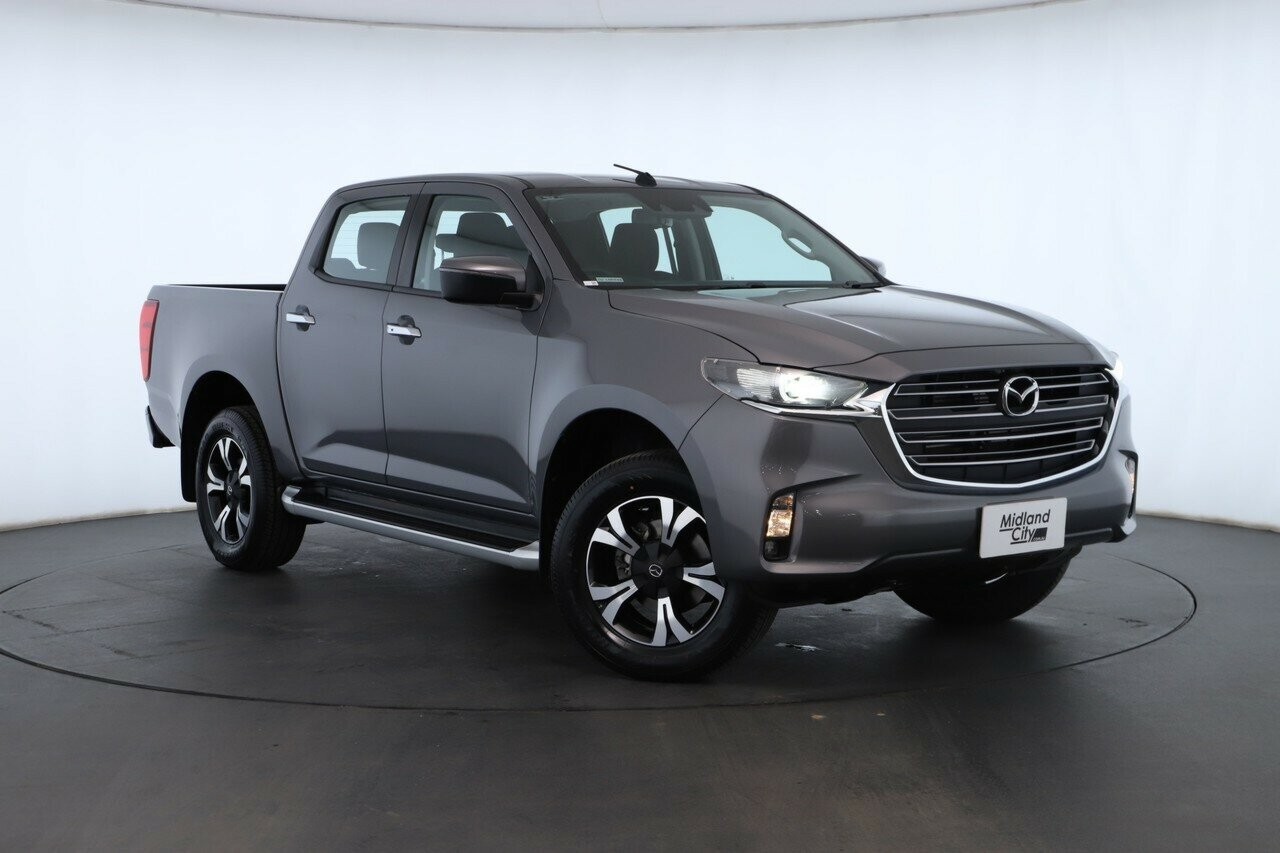 Mazda Bt-50 image 1