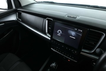 https://vehicle-cdn.autoleague.cloud/30353_61038581_22.jpg