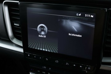 https://vehicle-cdn.autoleague.cloud/30353_61038581_23.jpg