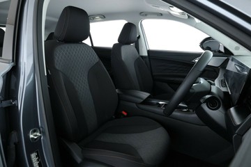 https://vehicle-cdn.autoleague.cloud/30353_61038582_10.jpg