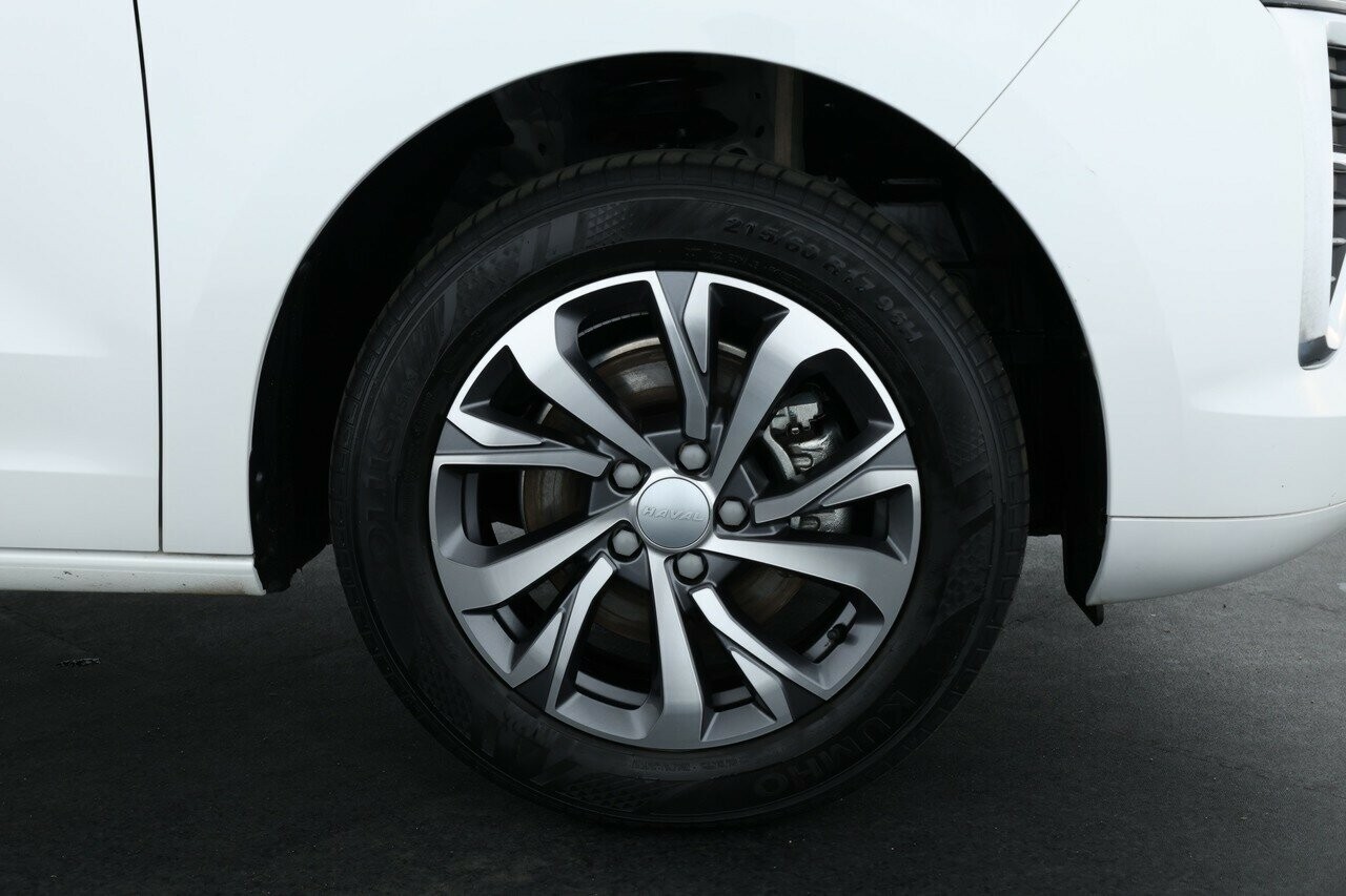 Haval Jolion image 3