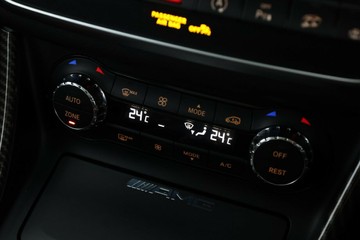 https://vehicle-cdn.autoleague.cloud/30353_61038736_27.jpg