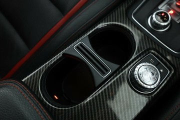 https://vehicle-cdn.autoleague.cloud/30353_61038736_30.jpg