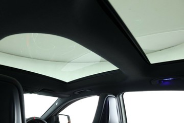https://vehicle-cdn.autoleague.cloud/30353_61038736_35.jpg