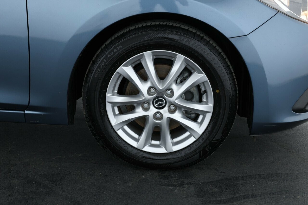 Mazda 3 image 3