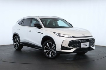 https://vehicle-cdn.autoleague.cloud/30353_61038814_1.jpg