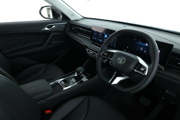 https://vehicle-cdn.autoleague.cloud/30353_61038814_21.jpg