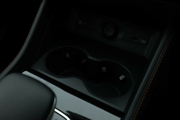 https://vehicle-cdn.autoleague.cloud/30353_61038814_28.jpg