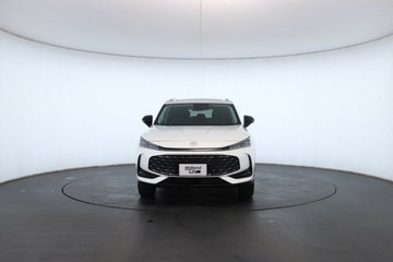 https://vehicle-cdn.autoleague.cloud/30353_61038814_6.jpg