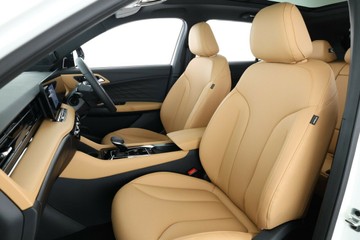 https://vehicle-cdn.autoleague.cloud/30353_61038816_33.jpg