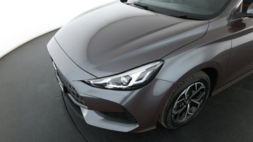 https://vehicle-cdn.autoleague.cloud/30353_61038817_16.jpg