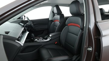 https://vehicle-cdn.autoleague.cloud/30353_61038817_17.jpg