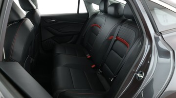 https://vehicle-cdn.autoleague.cloud/30353_61038817_19.jpg