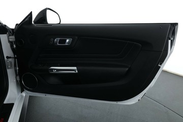 https://vehicle-cdn.autoleague.cloud/30353_61038824_15.jpg