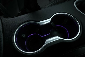 https://vehicle-cdn.autoleague.cloud/30353_61038824_27.jpg