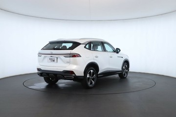 https://vehicle-cdn.autoleague.cloud/30353_61038863_17.jpg