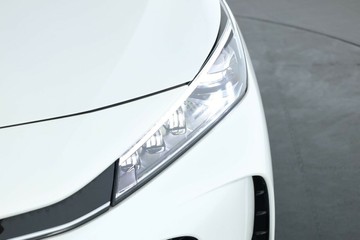 https://vehicle-cdn.autoleague.cloud/30353_61038864_8.jpg