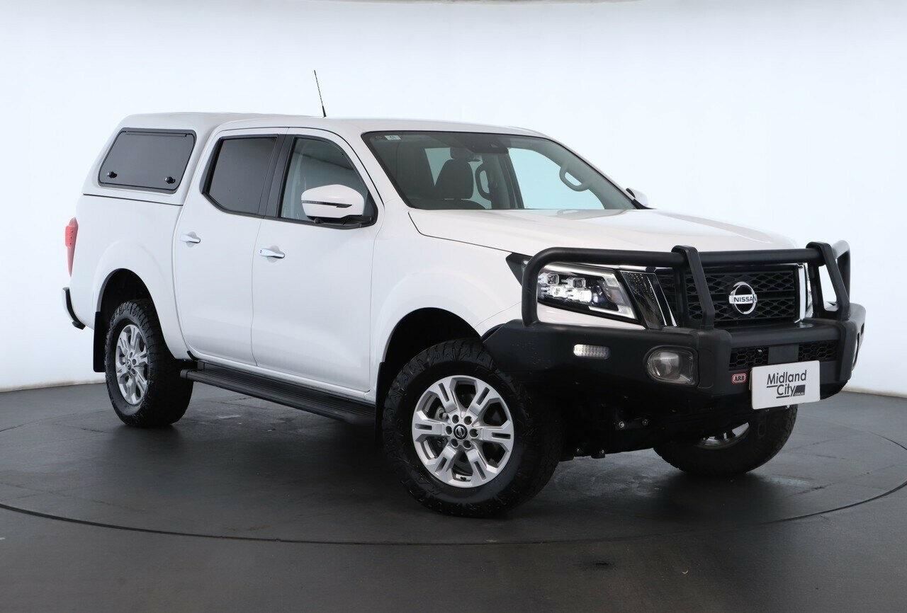 Nissan Navara image 1