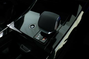 https://vehicle-cdn.autoleague.cloud/30353_61038936_26.jpg