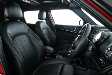 https://vehicle-cdn.autoleague.cloud/30353_61038955_19.jpg