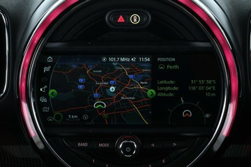 https://vehicle-cdn.autoleague.cloud/30353_61038955_25.jpg