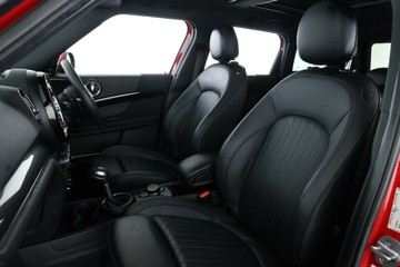 https://vehicle-cdn.autoleague.cloud/30353_61038955_33.jpg