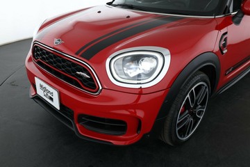 https://vehicle-cdn.autoleague.cloud/30353_61038955_9.jpg
