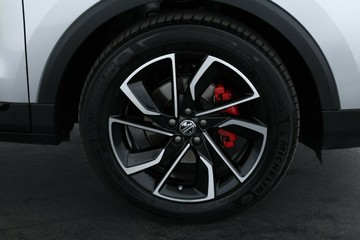 https://vehicle-cdn.autoleague.cloud/30353_61038959_3.jpg