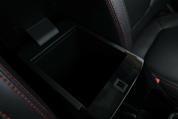 https://vehicle-cdn.autoleague.cloud/30353_61038959_30.jpg