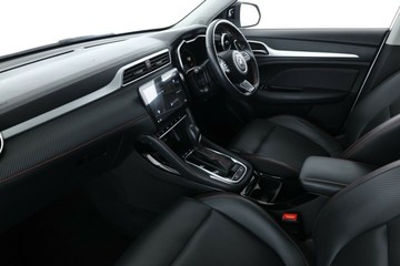 https://vehicle-cdn.autoleague.cloud/30353_61038959_32.jpg