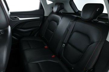 https://vehicle-cdn.autoleague.cloud/30353_61038959_33.jpg