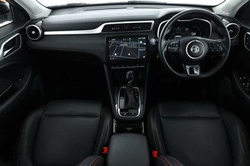 https://vehicle-cdn.autoleague.cloud/30353_61038959_36.jpg