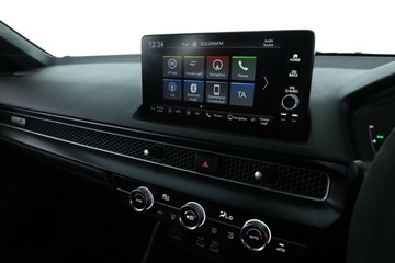https://vehicle-cdn.autoleague.cloud/30353_61038992_22.jpg