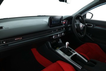 https://vehicle-cdn.autoleague.cloud/30353_61038992_31.jpg