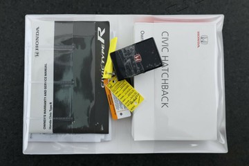 https://vehicle-cdn.autoleague.cloud/30353_61038992_34.jpg
