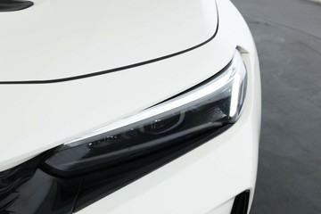 https://vehicle-cdn.autoleague.cloud/30353_61038992_8.jpg