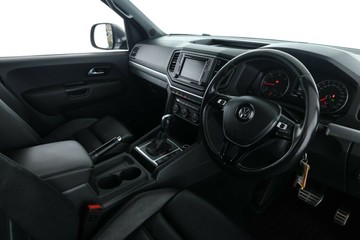 https://vehicle-cdn.autoleague.cloud/30353_61039022_19.jpg