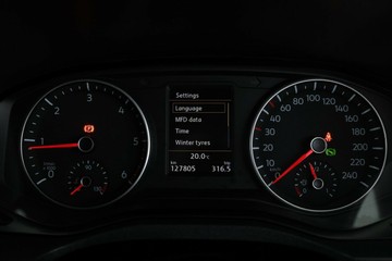 https://vehicle-cdn.autoleague.cloud/30353_61039022_21.jpg