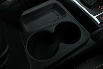 https://vehicle-cdn.autoleague.cloud/30353_61039022_29.jpg