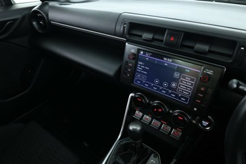 https://vehicle-cdn.autoleague.cloud/30353_61039047_23.jpg
