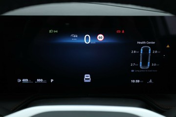 https://vehicle-cdn.autoleague.cloud/30353_61039074_22.jpg