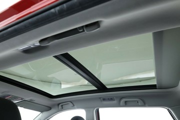 https://vehicle-cdn.autoleague.cloud/30353_61039090_34.jpg