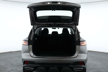 https://vehicle-cdn.autoleague.cloud/30353_61039104_15.jpg
