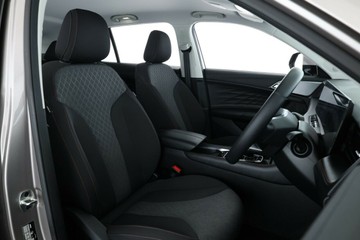https://vehicle-cdn.autoleague.cloud/30353_61039104_19.jpg