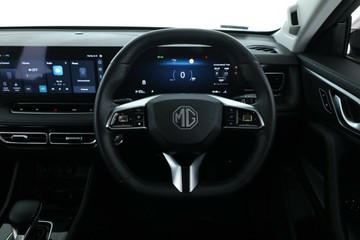 https://vehicle-cdn.autoleague.cloud/30353_61039104_21.jpg