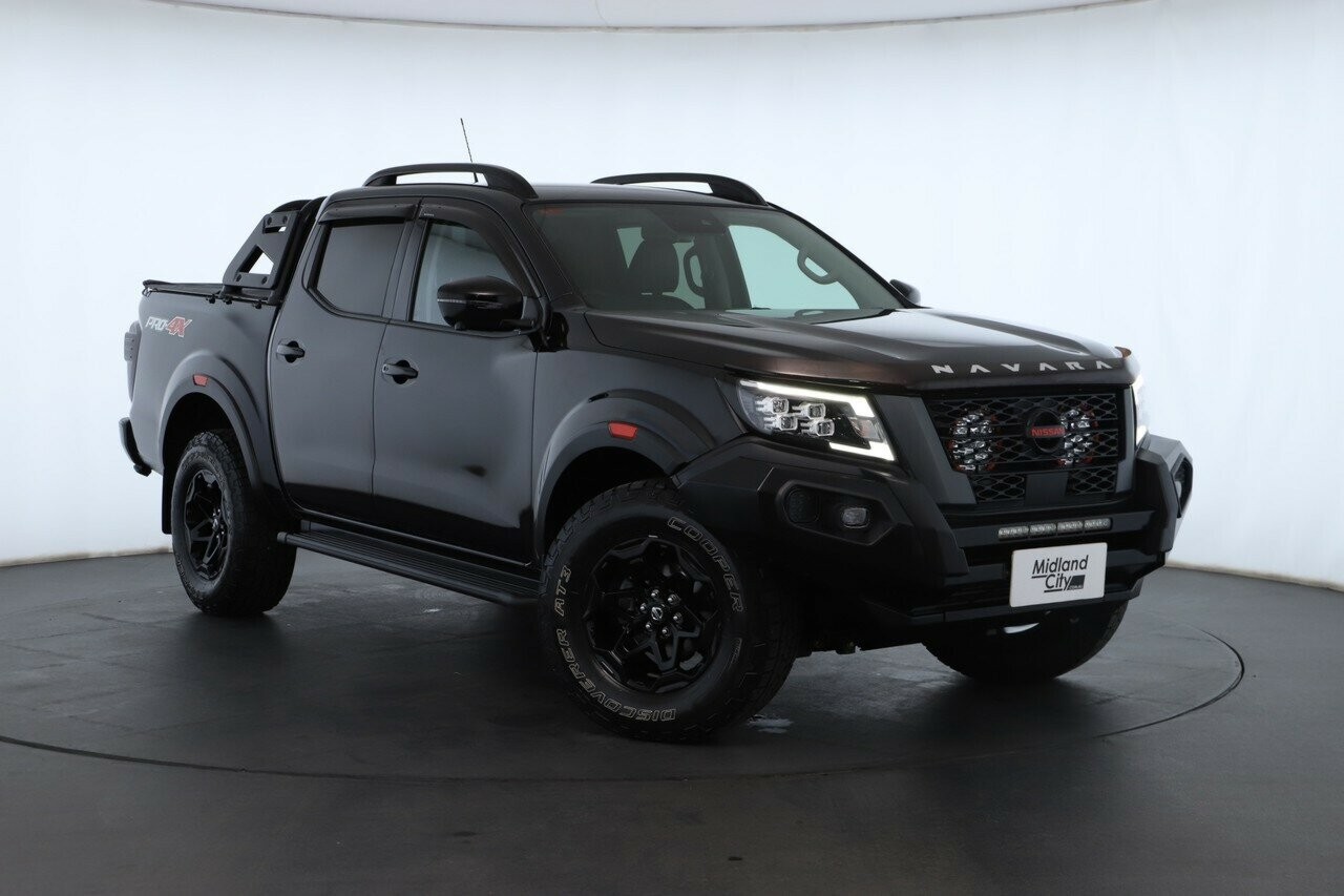 Nissan Navara image 1
