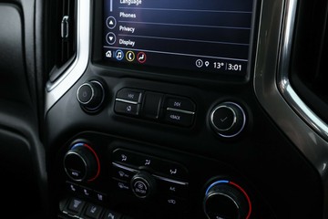 https://vehicle-cdn.autoleague.cloud/30353_61039176_26.jpg