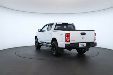 https://vehicle-cdn.autoleague.cloud/30353_61039220_13.jpg