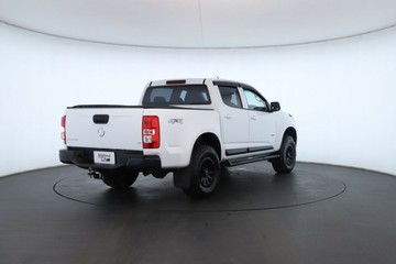 https://vehicle-cdn.autoleague.cloud/30353_61039220_17.jpg